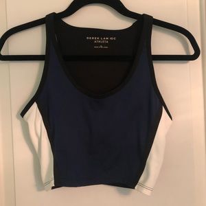 Athleta cropped workout top